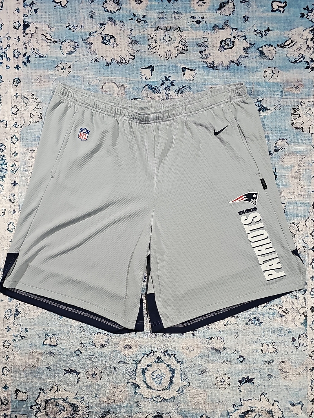 Nike New England Patriots NFL On-Field Grey Mesh Shorts Mens 3XL Training Gym